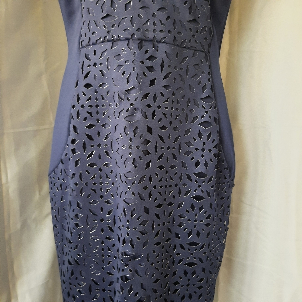 EnFocus Navy Blue Sheath Dress Women Sz 12 V Neck Eyelet Detail Cutouts Midi - Picture 4 of 15